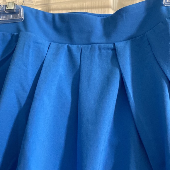 NWT! J Crew pleated athletic skirt! - Picture 6 of 10